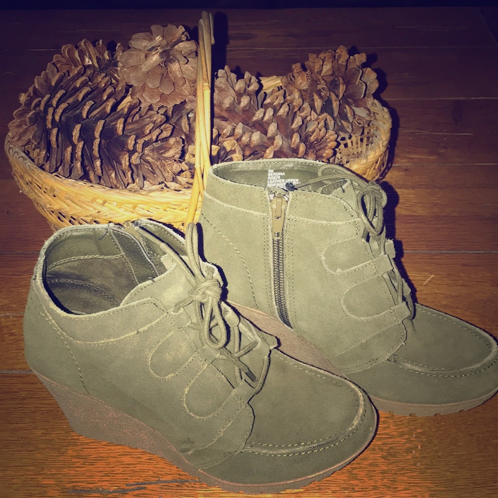 Olive MIA Berdina Wedge Bootie